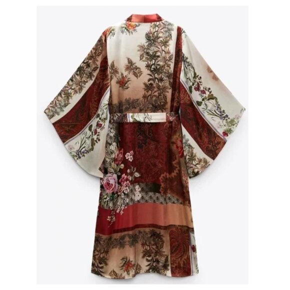 ZARA Patchwork Printed Kimono BLOGGERS FAV - Picture 2 of 10